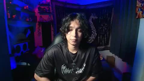 Snapshot of kariozzz chatting on 11-08-25, 01:06 call me kai 3 online show from 11-08-25, 01:06