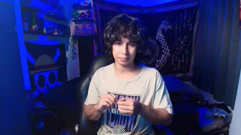 Snapshot of kariozzz chatting on 11-21-25, 01:43 call me kai 3 online show from 11-21-25, 01:43