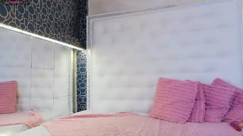 Snapshot of karissia_ chatting on 07-20-26, 03:54 KARISSIA online show from 07-20-26, 03:54