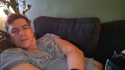 Snapshot of karl_mask chatting on 12-09-24, 01:34 Karl online show from 12-09-24, 01:34