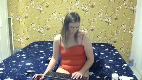 Snapshot of karla318103 chatting on 10-11-25, 03:39 Karla online show from 10-11-25, 03:39