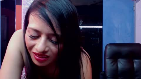  KARLA  online show from 11-24-25, 06:40