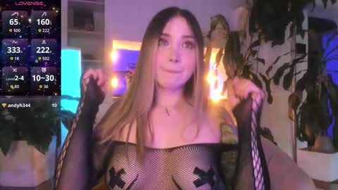 Snapshot of karla_bae chatting on 09-19-25, 09:04 Karla online show from 09-19-25, 09:04