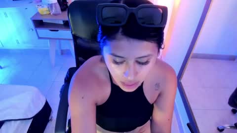 Snapshot of karla_gonzaless chatting on 05-26-26, 06:37 Karla Gonzaless online show from 05-26-26, 06:37