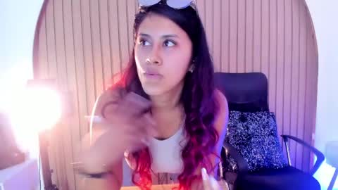 Snapshot of karla_gonzaless chatting on 06-02-26, 06:54 Karla Gonzaless online show from 06-02-26, 06:54