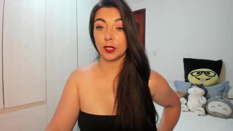 Snapshot of karla_hernandez chatting on 06-02-26, 10:39 Karla online show from 06-02-26, 10:39