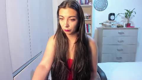 Snapshot of karla_hernandez chatting on 06-24-26, 10:25 Karla online show from 06-24-26, 10:25