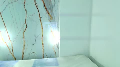 karla_hilton1 online show from 03-15-26, 12:00