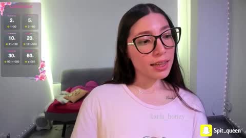 Snapshot of karla_honey_ chatting on 12-01-25, 08:47 Karla online show from 12-01-25, 08:47
