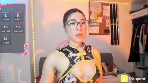 Snapshot of karla_honey_ chatting on 05-20-26, 01:17 Karla online show from 05-20-26, 01:17