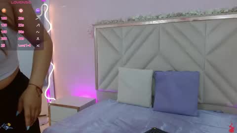 karla_tay1 online show from 05-26-26, 11:50