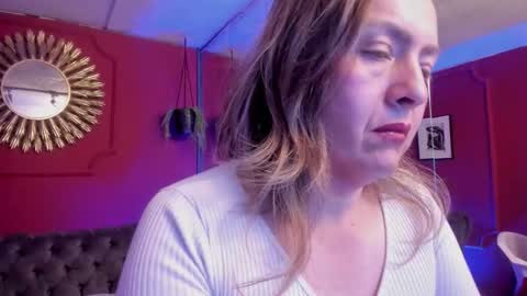 carla  online show from 11-20-25, 03:18