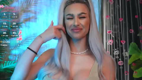 Snapshot of karlabart chatting on 11-21-25, 08:40 KarlaBart online show from 11-21-25, 08:40