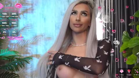 Snapshot of karlabart chatting on 11-25-25, 08:09 KarlaBart online show from 11-25-25, 08:09