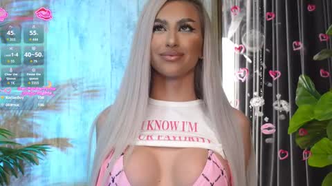 Snapshot of karlabart chatting on 11-26-25, 08:21 KarlaBart online show from 11-26-25, 08:21