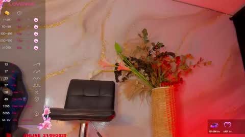 Snapshot of karlaebony_ts chatting on 09-21-25, 03:57 KARLA online show from 09-21-25, 03:57