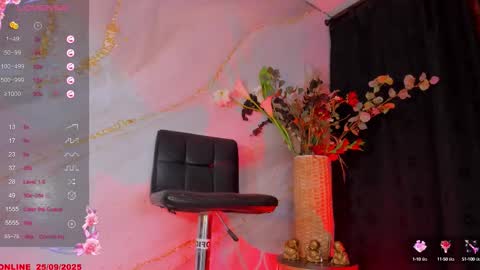 Snapshot of karlaebony_ts chatting on 09-25-25, 01:48 KARLA online show from 09-25-25, 01:48