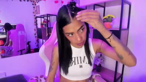 Snapshot of karlaslutskinny__ chatting on 02-07-26, 09:18 karlaslutskinny__ online show from 02-07-26, 09:18