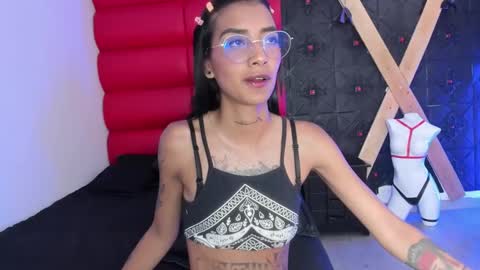 karlaslutskinny__ online show from 03-12-26, 09:10