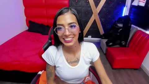 karlaslutskinny__ online show from 04-11-26, 08:46