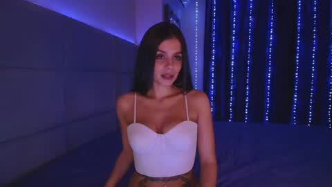 Karlijn online show from 10-22-25, 07:57