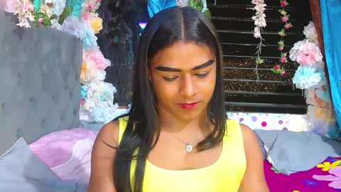 KARLY.  online show from 12-20-25, 08:21