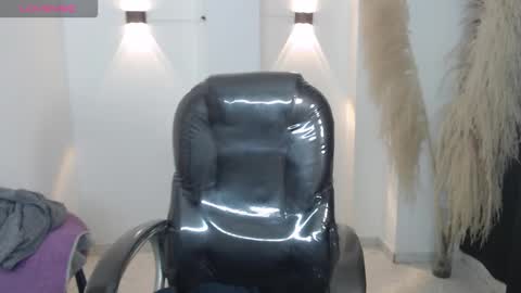 KARLYE online show from 12-03-25, 02:19