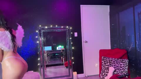 Snapshot of karmarosexx chatting on 01-17-25, 01:03 KarmaRosexx online show from 01-17-25, 01:03