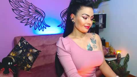 Karol Kenedy online show from 03-07-25, 06:13