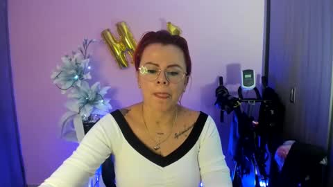 kAROL MILF   online show from 12-18-24, 12:43