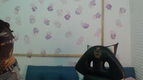 Karol online show from 04-29-26, 02:10