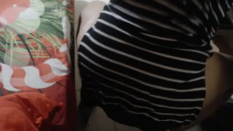 karolbb21 online show from 05-11-26, 04:04