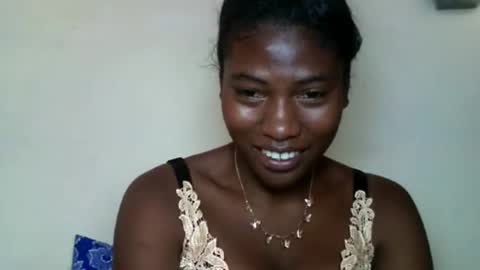 karoliee online show from 04-17-26, 07:44