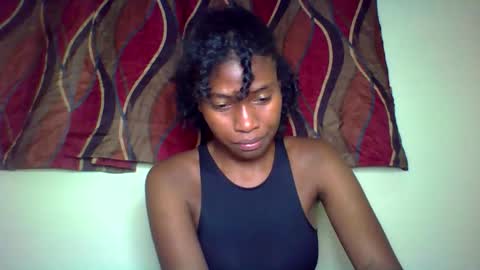 Snapshot of karoliee chatting on 05-31-26, 07:26 karoliee online show from 05-31-26, 07:26