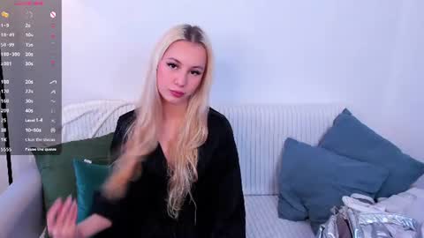 karolina_brand online show from 07-22-26, 08:17
