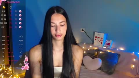 Kira online show from 07-11-26, 01:52