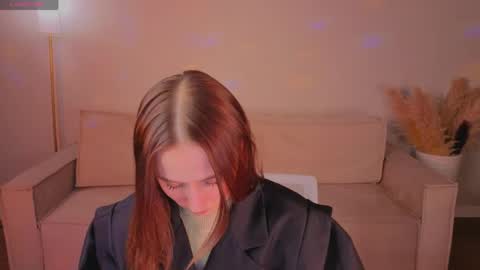 Karolina online show from 05-18-26, 05:08