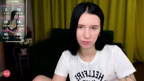 Karolina online show from 04-08-26, 06:02