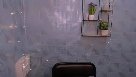 Karolina online show from 12-23-24, 10:32