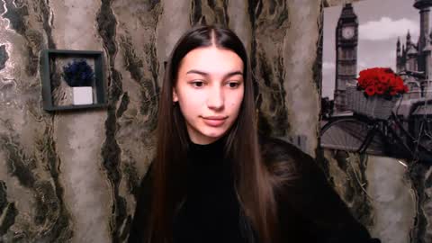 Karolina online show from 12-24-24, 10:11