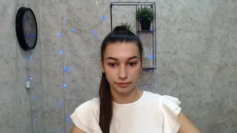 Karolina online show from 01-03-25, 10:09