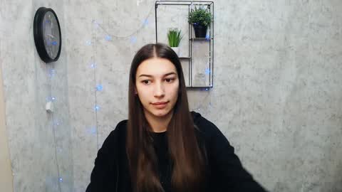 Karolina online show from 01-07-25, 07:10