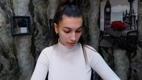 Karolina online show from 01-28-25, 10:45