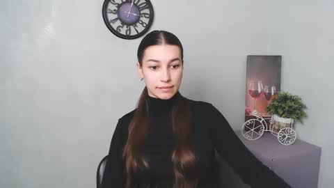 Karolina online show from 02-13-25, 06:52