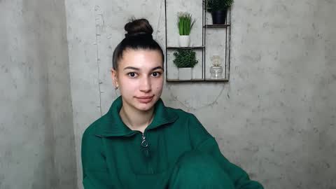 Karolina online show from 03-08-25, 09:50
