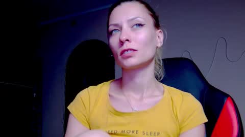 karoline121 online show from 10-14-25, 04:08