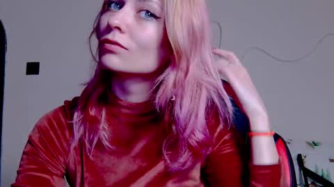 karoline121 online show from 11-28-25, 06:38