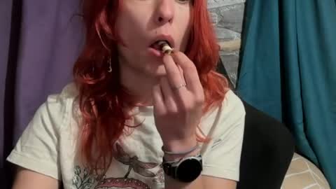 karoline121 online show from 05-12-26, 07:05