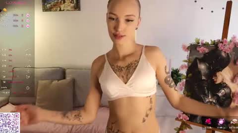 Karoline online show from 07-25-26, 10:18