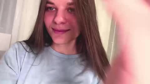 Lia online show from 03-19-26, 04:11